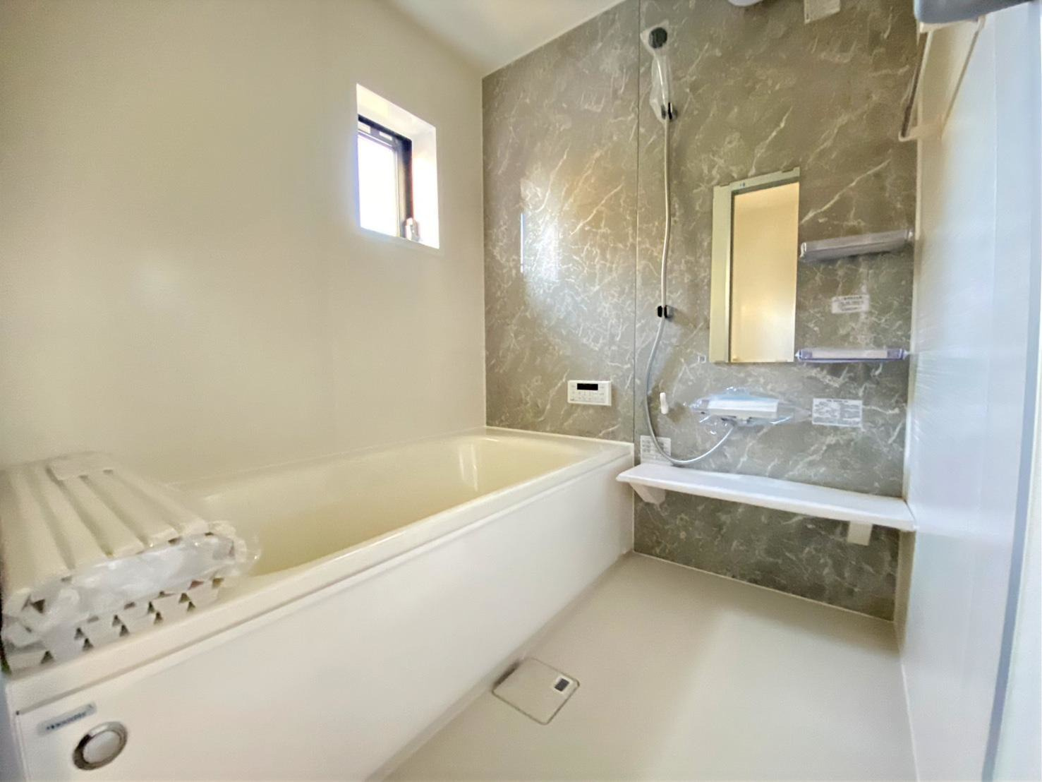 華城中央2丁目　の浴室