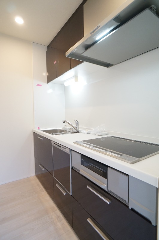 アビタシオン碑文谷のキッチン|3口IHコンロ、グリル付き♪