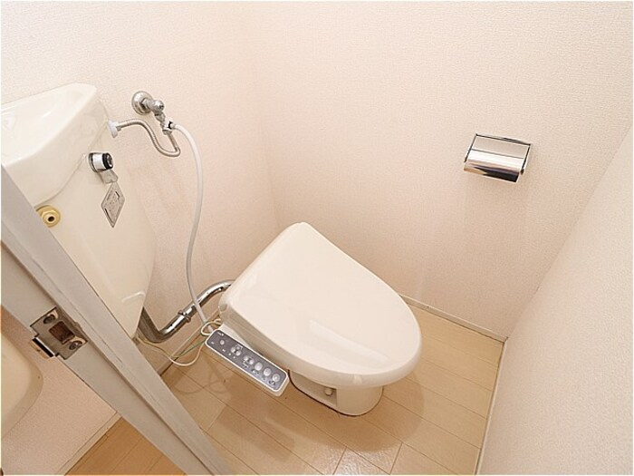 ダイハイツ８５のトイレ|落ち着いたトイレです