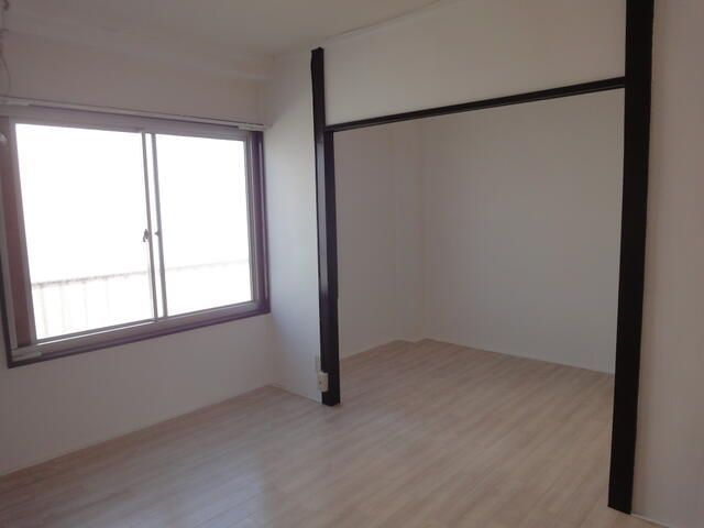 松敬荘の居間・リビング