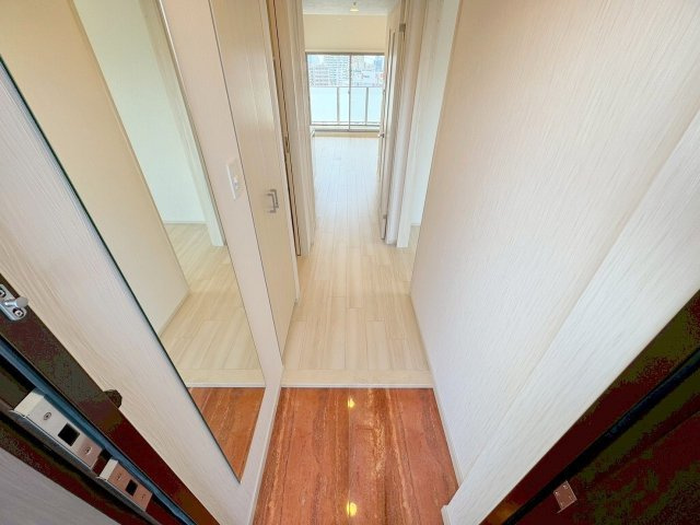 プレジオ三国EUROの玄関