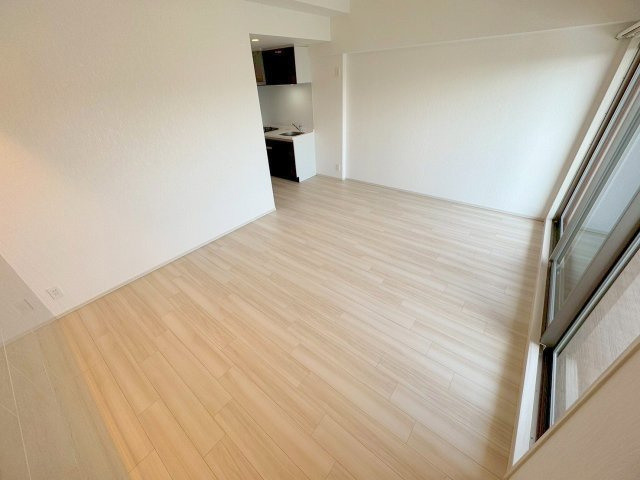 プレジオ三国EUROの居間・リビング