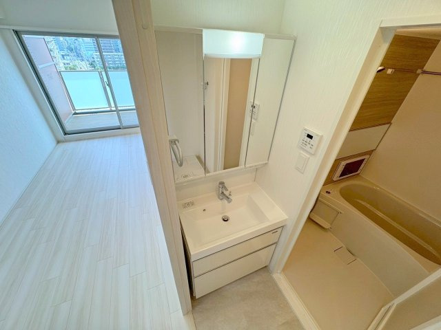 プレジオ三国EUROの独立洗面台