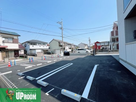 ウィスティリアの駐車場