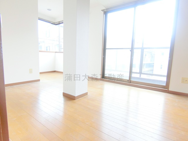 ヴィラフジの内装|2F洋室7.1帖