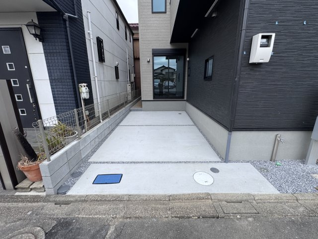 葛飾区南水元４丁目新築戸建【花の木小学校：10分】の駐車場|駐車スペース完備