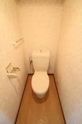 【トイレ】 | エル・フラワーＢ | コンパクトで使いやすいトイレです