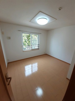 【洋室】 | サンエイツプレインＣ | 過ごしやすい室内です