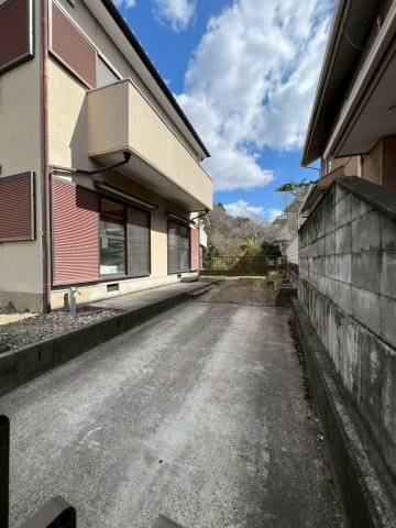 東白川台4丁目戸建の駐車場
