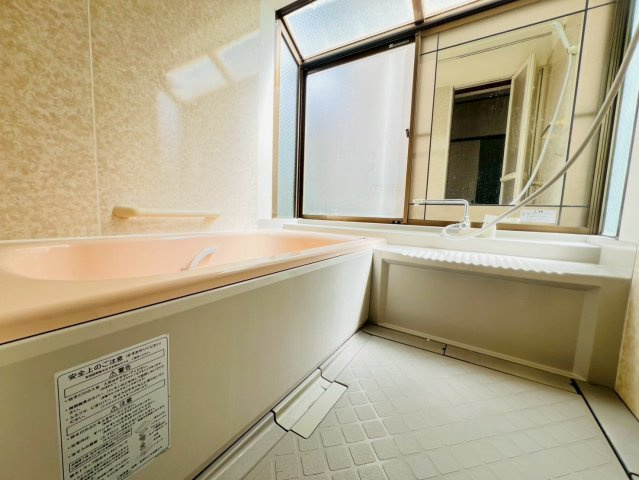 東白川台4丁目戸建の浴室