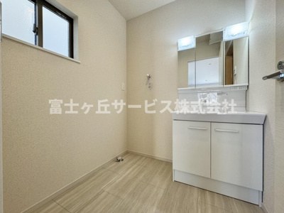 【脱衣所】 | 静岡市清水区折戸 9期 新築一戸建て 1号棟 | 脱衣場です