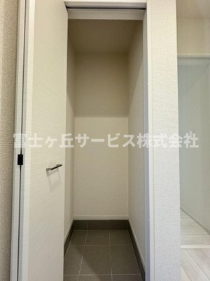 【収納】 | 静岡市清水区折戸 9期 新築一戸建て 1号棟 | 玄関にあるシューズクロークです