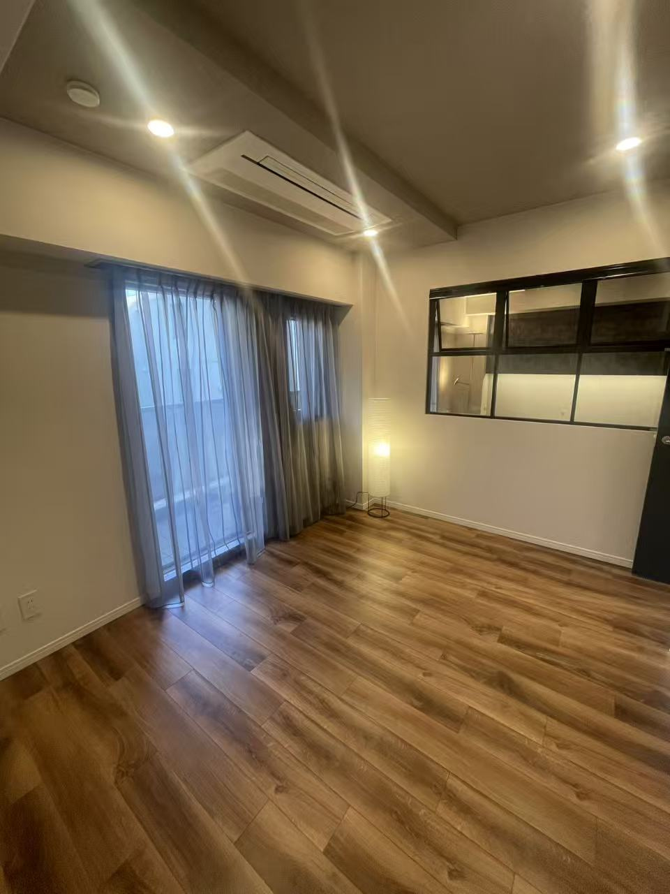 グランエクレール参宮橋の洋室