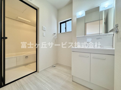 【脱衣所】 | 静岡市清水区折戸 9期 新築一戸建て 2号棟 | 脱衣場です