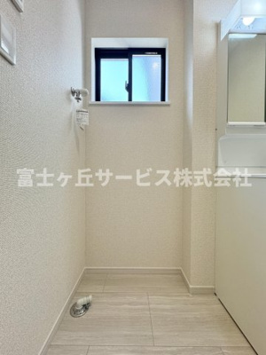 【ランドリースペース】 | 静岡市清水区折戸 9期 新築一戸建て 2号棟 | 洗濯機置き場です