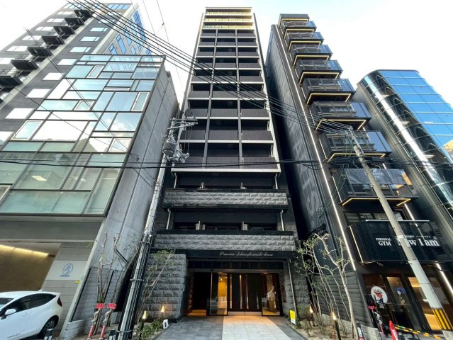 プレサンス堺筋本町駅前の外観
