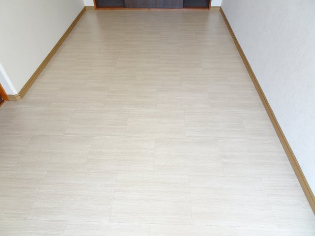 リバティ大垣の洋室