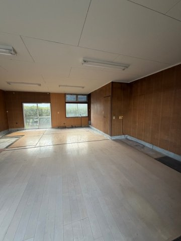 大内町浅田テナントの居間・リビング