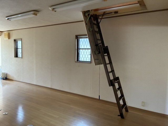 【居間・リビング】 | （仮称）園部町若松町貸家