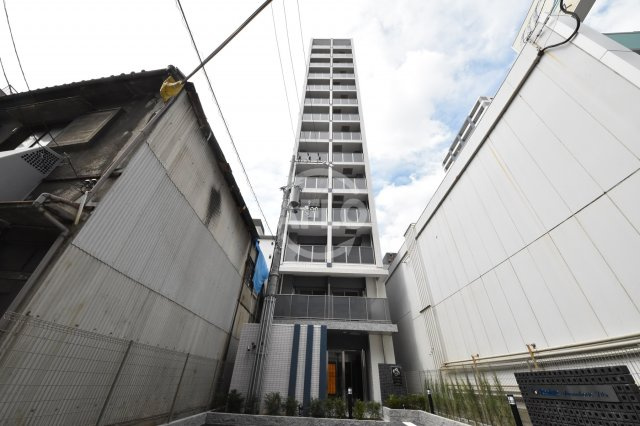 フォーリアライズミナミホリエヴィータ