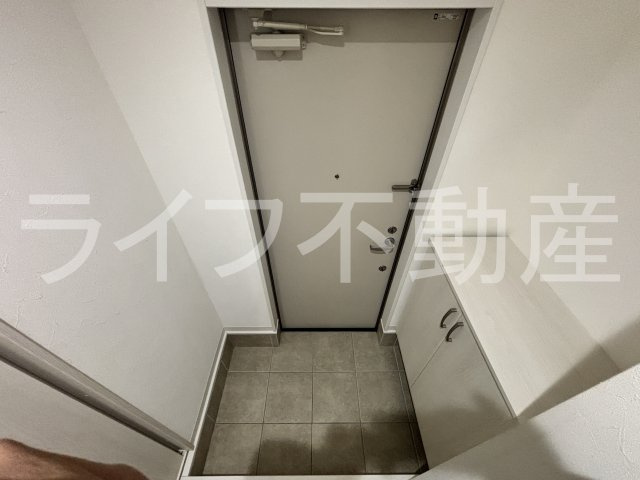 アート東大阪Bの玄関|ゆったりとした玄関です
