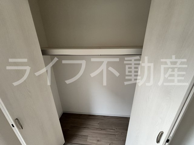 アート東大阪Bの収納|小物を収納するのに便利です
