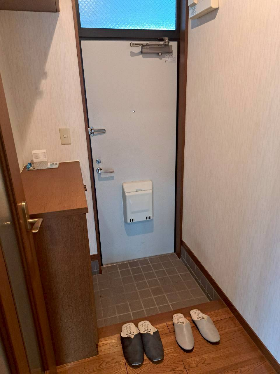 コーポすず蘭の玄関