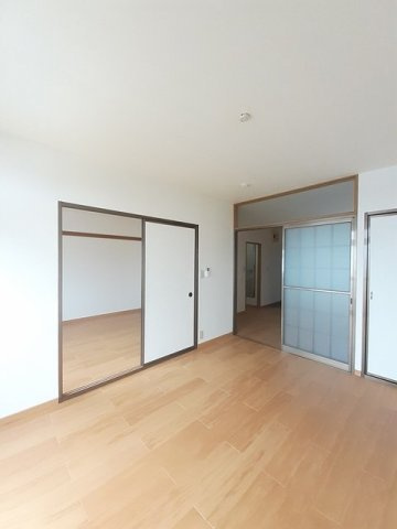 エクセレント’９５の内装|過ごしやすい室内です