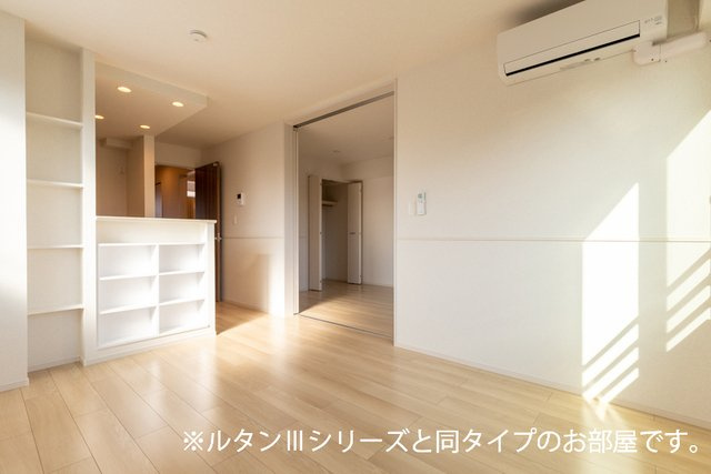 ＣＲＥＣＩＲの居間・リビング|おしゃれな居間です