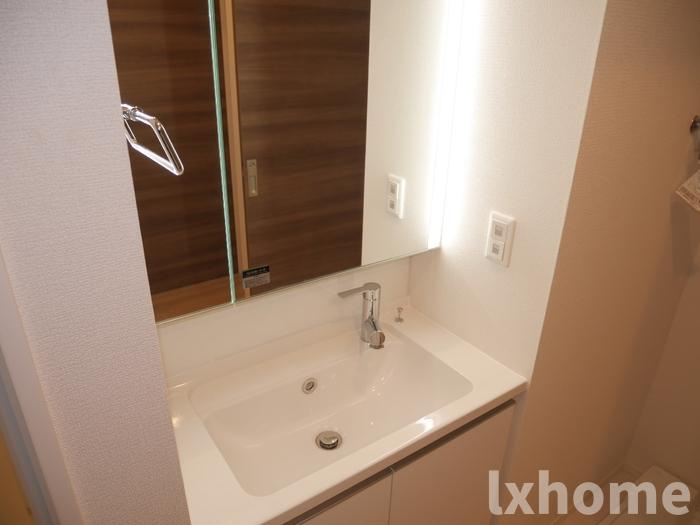 D-room茨木春日の洗面所|忙しい朝には欠かせない洗面所です