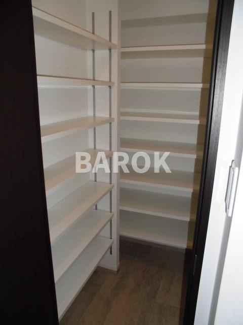 トラストレジデンス博多駅南の玄関