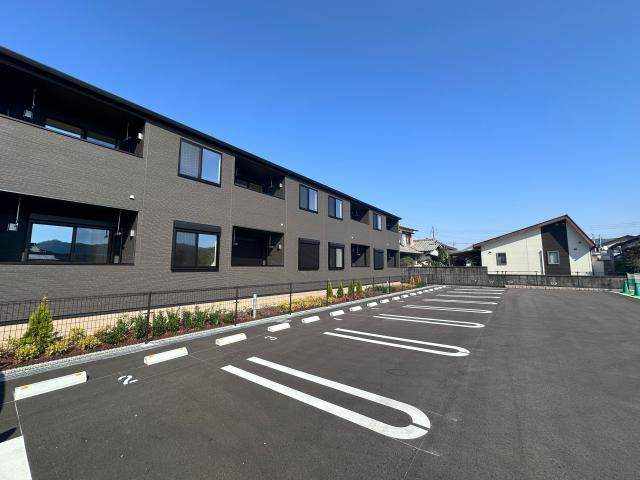 セントレジデンスⅠの駐車場