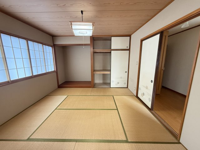 前橋市六供町四丁目　二世帯中古住宅の和室|2F和室