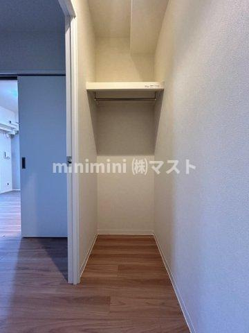 大阪市港区磯路３丁目の賃貸マンションの収納