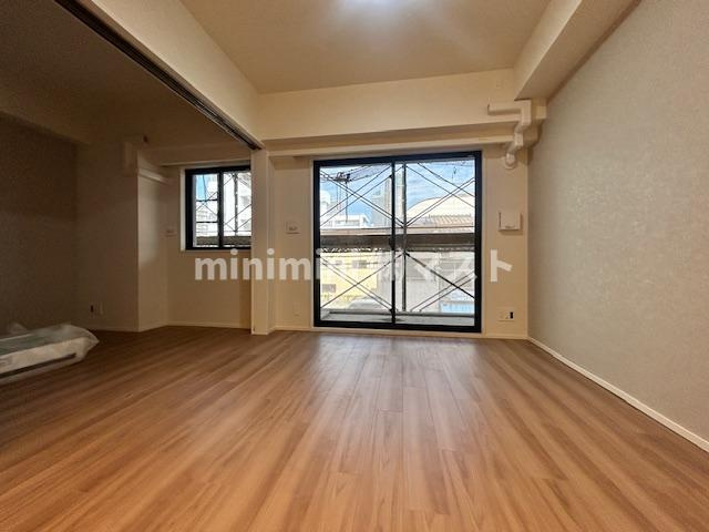 大阪市港区磯路３丁目の賃貸マンションの居間・リビング