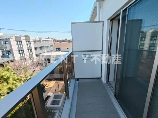 【バルコニー】 | クラリティア馬込 | 外からの目が気にならないバルコニーで洗濯物が干せます