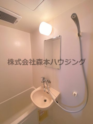 【洗面所】 | 　M.エトワール | 洗面所です