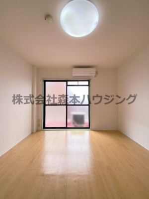 【洋室】 | 　M.エトワール | きれいな洋室です