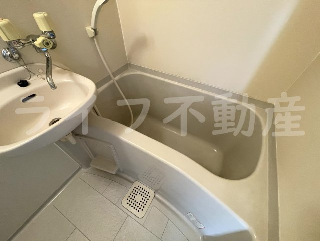 小阪本町ル・グランの浴室|お風呂です