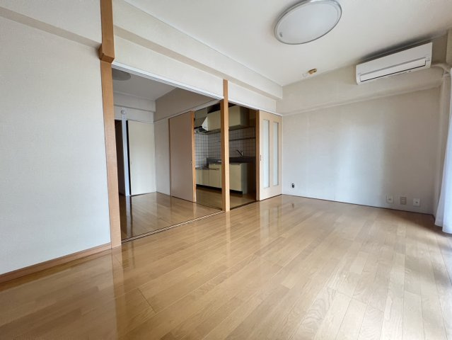 ブレーンハイム柴山の居間・リビング