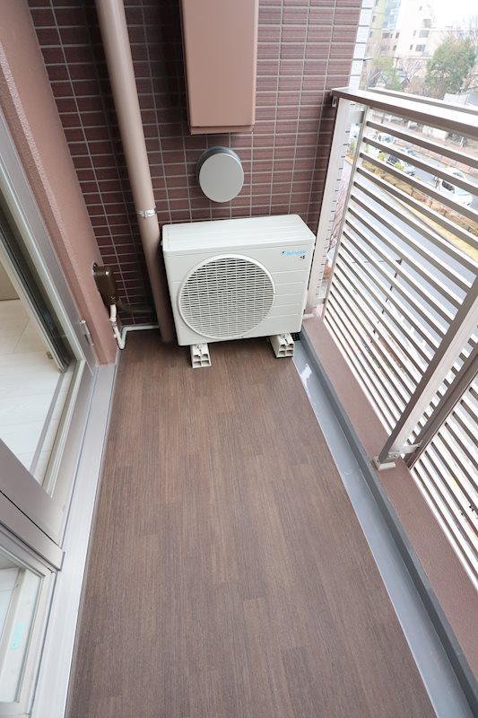 GENOVIA椎名町のバルコニー