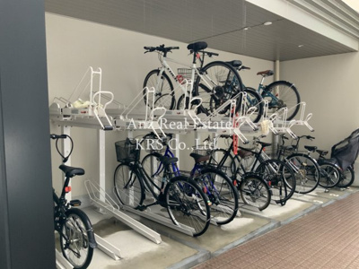 【その他】 | ネットフローラ立売堀 | サイクルスタンド付きの屋根付き駐輪場です！