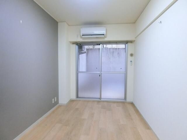 音羽ホームズの居間・リビング