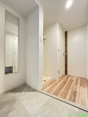 【玄関】 | セレニテ桜川駅前プリエ