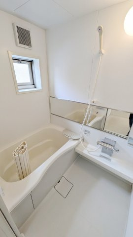 コート甲角G棟のバルコニー|※写真は別棟・別部屋の写真です。相違がある場合は現況優先となります。