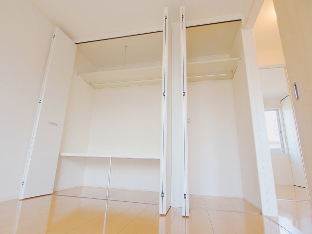 コート甲角G棟の収納|※写真は別棟・別部屋の写真です。相違がある場合は現況優先となります。