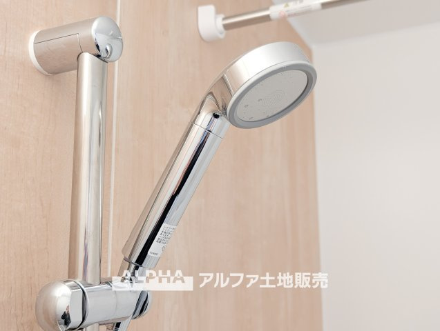 ザ・バーデン昭島ペイサージュの居間・リビング|【light a living】
◆明るいリビング◆にペイントして君との時間を有意義に過ごしたい。ここでの暮らしは僕たちにとって宝物になる。