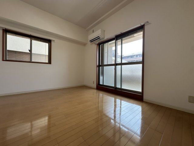 浪速コートの寝室