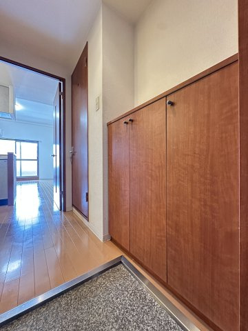 浪速コートの玄関