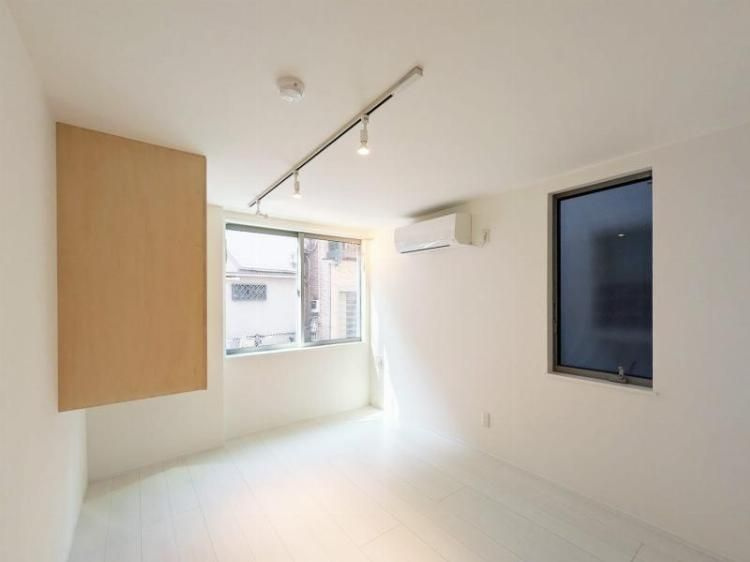 ARMONIA町屋の洋室